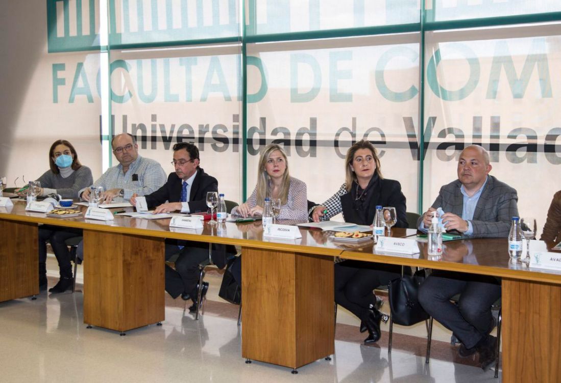 Representantes de Vametal como jurado en certamen de fotografía