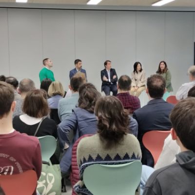 0d8f2d88 4200 418d 856c f5a06547ffc5